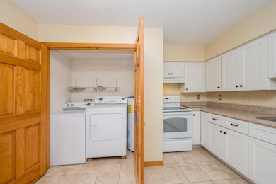 Full Washer/Dryer