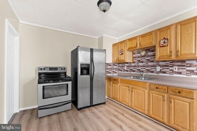 73 7th St, Salem, NJ 08079 - photo 3