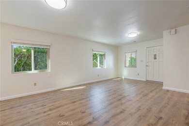 624 W Colorado Blvd unit B, Monrovia, CA 91016 - photo 3