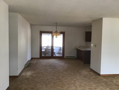 128 Hillcrest Dr, Hawley, PA 18428 - photo 5