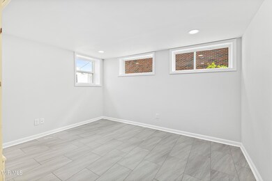 128A1247