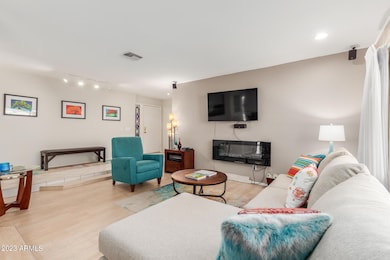 07 Living Room