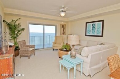 (a)living area