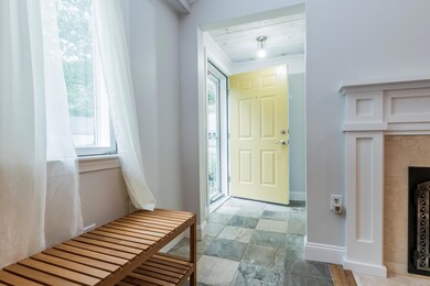 Entry way