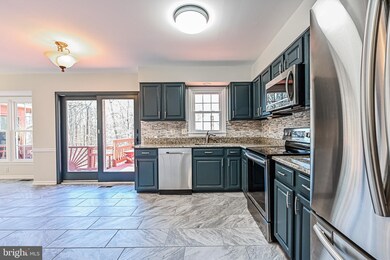 7762 Northedge Ct, Springfield, VA 22153 - photo 6