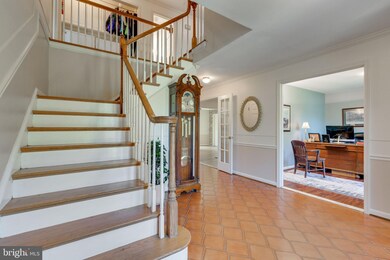 9805 Log House Ct, Gaithersburg, MD 20882 - photo 5