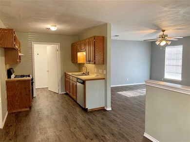 928 Arizona Ave, Wake Village, TX 75501 - photo 5