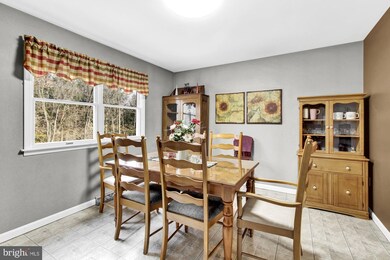 240 Poplar Ln, Mount Wolf, PA 17347 - photo 6