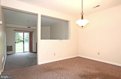 563 Astor Square unit 3, West Chester, PA 19380 - photo 6