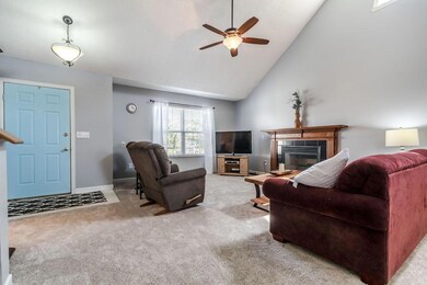 05-15-18 1708 Royal Oak Dr 15