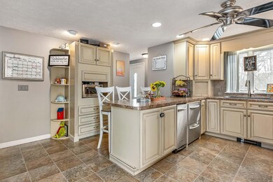 4 Washington Ave, Saco, ME 04072 - photo 4