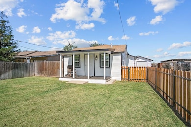 966 Elma St, Hickman, CA 95323 - photo 2