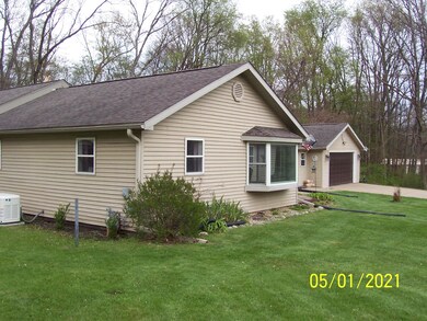 8391 B Dr S, Battle Creek, MI 49014 - photo 3