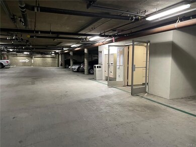 Door to get elevator