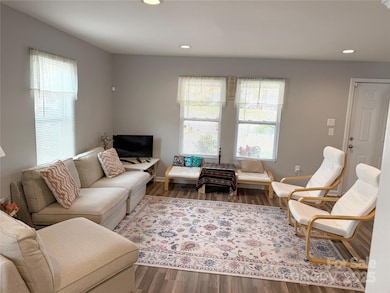 1421 W Horah St, Salisbury, NC 28144 - photo 4