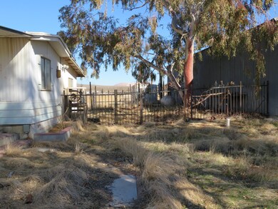 5301 39th St W, Rosamond, CA 93560 - photo 4
