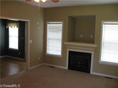 115 Windrow Ln, Statesville, NC 28625 - photo 3