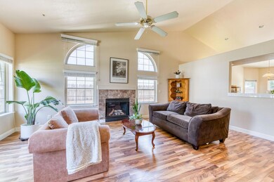 6643 E Amherst Ave, Fresno, CA 93727 - photo 4