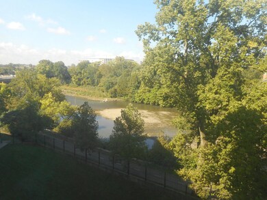 364 W Lane Ave unit 522, Columbus, OH 43201 - photo 2