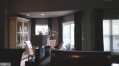 304 Wyndham Cir unit L, Owings Mills, MD 21117 - photo 4