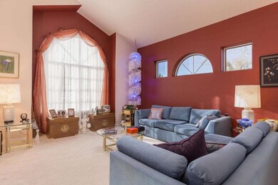 Large formal Living Rm