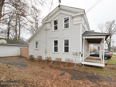 263-445496-south side of home