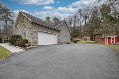 2431 Point Phillips Rd, Kunkletown, PA 18058 - photo 4
