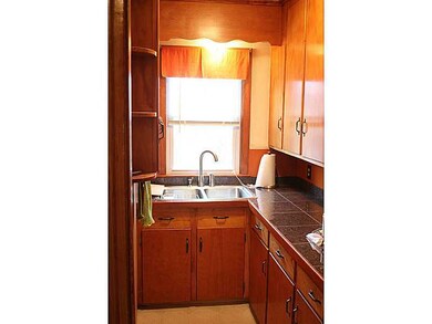 32 Waterman Ave, Cranston, RI 02910 - photo 2