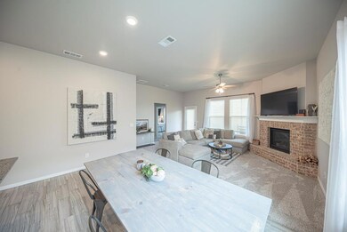 9210 Red Cliff Ave, Odessa, TX 79765 - photo 6