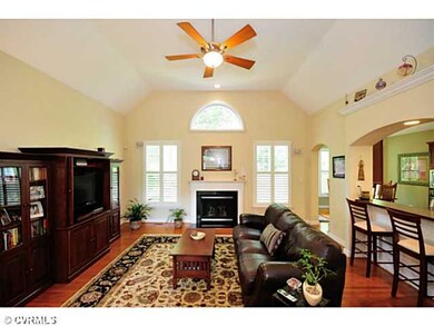 Den/Family/Great Room - Vaulted ceilings in Family