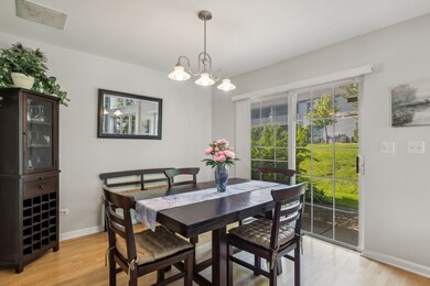 1824 Grove Ave unit 17C182, Schaumburg, IL 60193 - photo 4