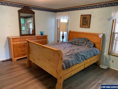 300 SE Lacreole (#222) Dr unit 222, Dallas, OR 97338 - photo 7