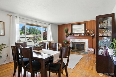 2124 Pine Tree Dr SE, Port Orchard, WA 98366 - photo 3