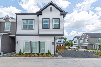 814 Berry Rd, Houston, TX 77022 - photo 7