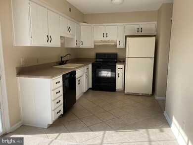 513 Madison Ct, Stafford, VA 22556 - photo 2