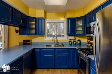 2850 Pribilof St, Anchorage, AK 99517 - photo 4