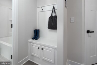 unlisted-address, Laurel, MD 20723 - photo 7