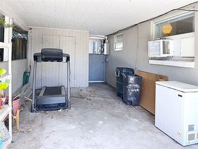 Roomy Carport 1248