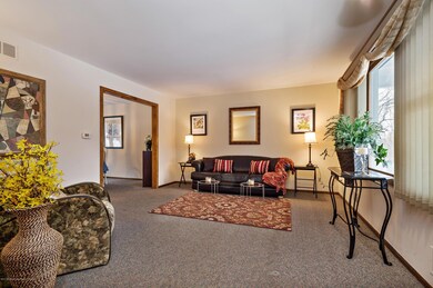 12 Blanche Dr, New Egypt, NJ 08533 - photo 4