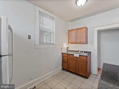 652 Dumbarton Ave, Baltimore, MD 21218 - photo 6