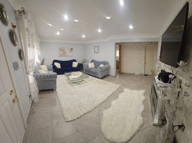 8179 Whitefield St, Dearborn Heights, MI 48127 - photo 5