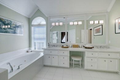 2402 Mandell St unit B, Houston, TX 77006 - photo 6