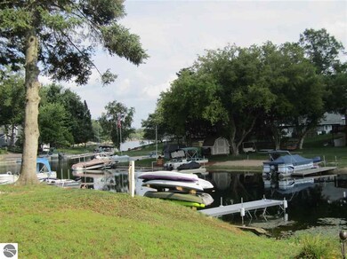 1586 N Ogemaw Trail, West Branch, MI 48661 - photo 5