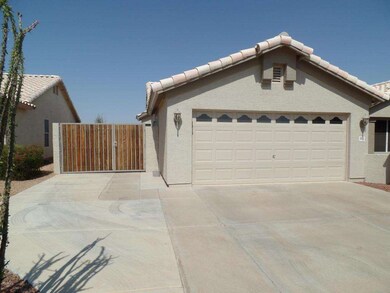 3026 N Olympic 006