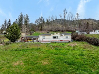 3950 Foothill Blvd, Grants Pass, OR 97526 - photo 2