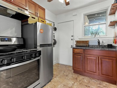 155 Florence St unit 4, Roslindale, MA 02131 - photo 6