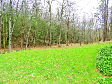 220 Longwoods Dr, Saylorsburg, PA 18353 - photo 4