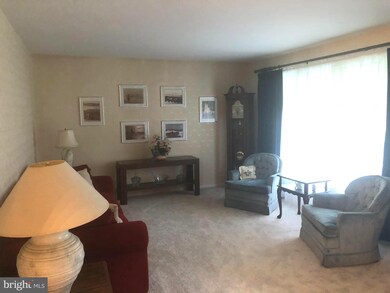 13022 Bellevue St, Beltsville, MD 20705 - photo 4