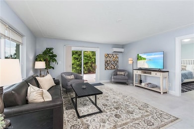 Front unit Living Room