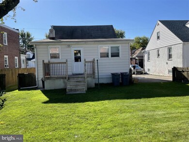 509 Pershing Ave, Darby, PA 19023 - photo 4